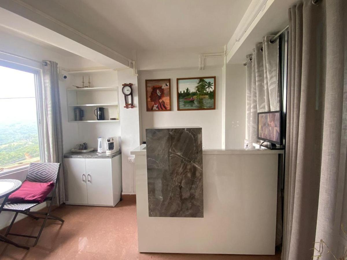The Palm Guest House Kohima Екстериор снимка