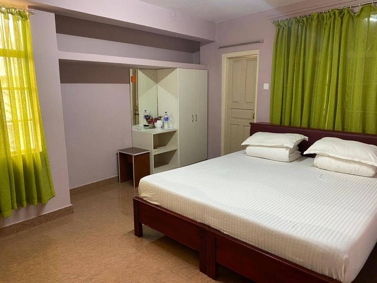 The Palm Guest House Kohima Екстериор снимка